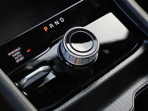 New 2025 Jeep Grand Cherokee Limited image 25