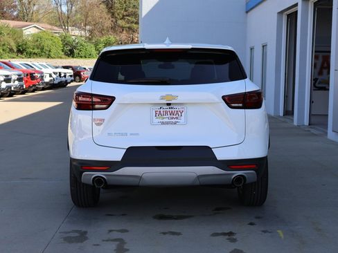 New 2025 Chevrolet Blazer LT image 9