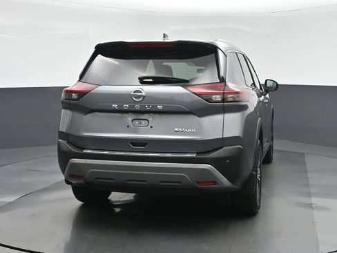 Used 2021 Nissan Rogue SV w/ Premium Package AWD/4WD image 6