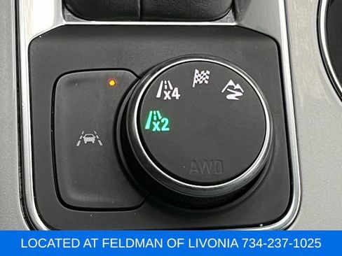 Used 2025 Chevrolet Blazer LT AWD/4WD image 42