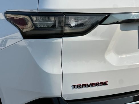 Used 2020 Chevrolet Traverse Premier w/ Redline Edition AWD/4WD image 29