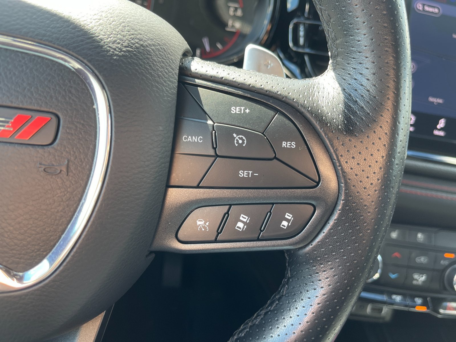 Used 2025 Dodge Durango R/T AWD/4WD image 30