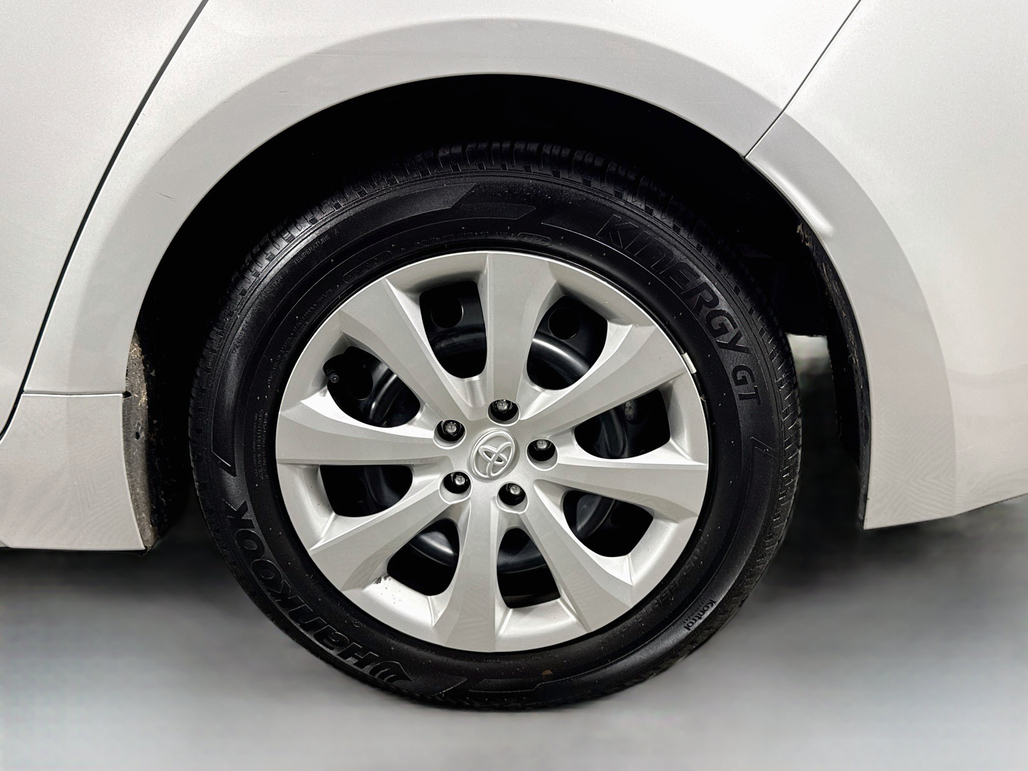 Certified 2026 Toyota Corolla LE FWD image 30