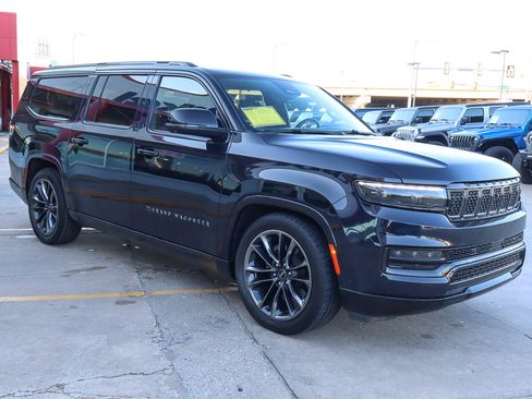 Used 2024 Jeep Grand Wagoneer L Series III w/ Quick Order Packagew 28T image 4