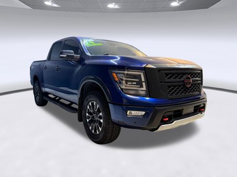 Used 2024 Nissan Titan PRO-4X w/ Pro-4x Convenience Package AWD/4WD image 35