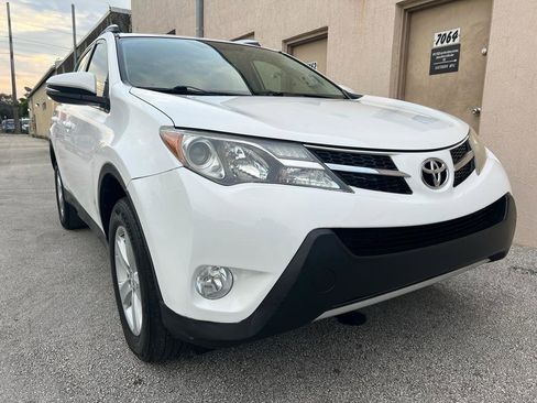 Used 2013 Toyota RAV4 XLE FWD image 12