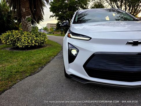 Used 2022 Chevrolet Bolt EUV LT w/ Driver Confidence Package image 76