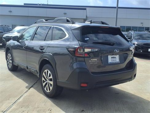 New 2025 Subaru Outback Premium image 3