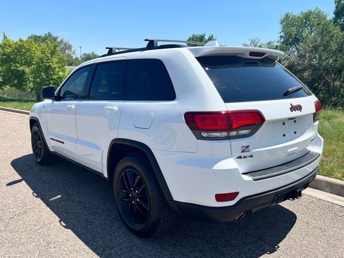 Used 2017 Jeep Grand Cherokee Trailhawk image 6