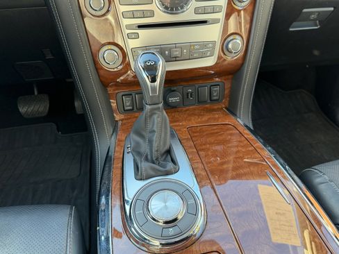 Used 2019 INFINITI QX80 Luxe w/ 22" Wheel Package image 16