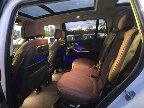 Used 2026 BMW X7 xDrive40i image 25