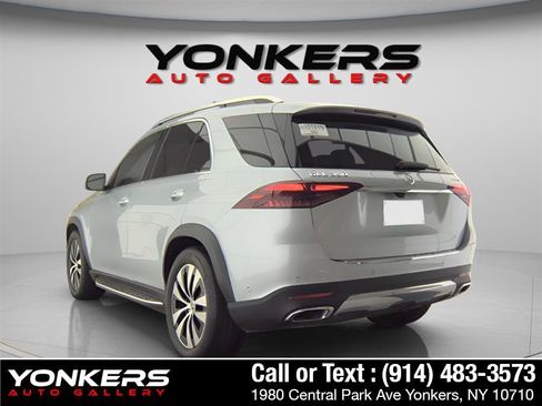 Used 2024 Mercedes-Benz GLE 350 4MATIC w/ 3rd Row Seat Package image 2