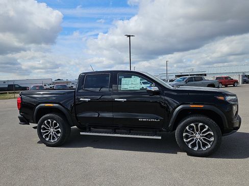 New 2026 GMC Canyon Denali AWD/4WD image 6