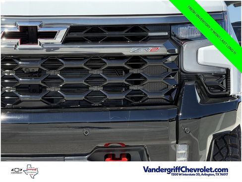 New 2026 Chevrolet Silverado 1500 ZR2 AWD/4WD image 8