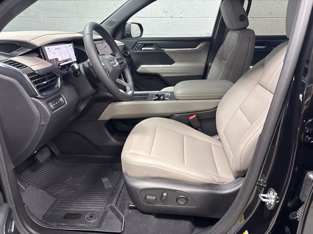 New 2027 GMC Acadia Elevation w/ Black Edition AWD/4WD image 17
