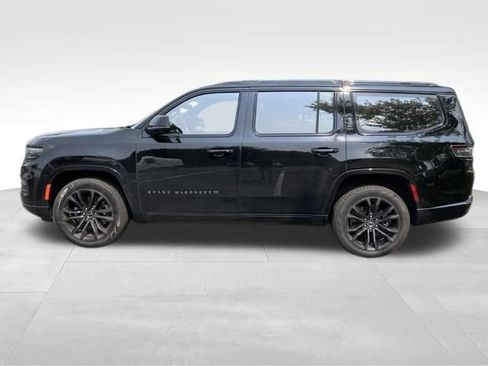 Used 2023 Jeep Grand Wagoneer Series II AWD/4WD image 9
