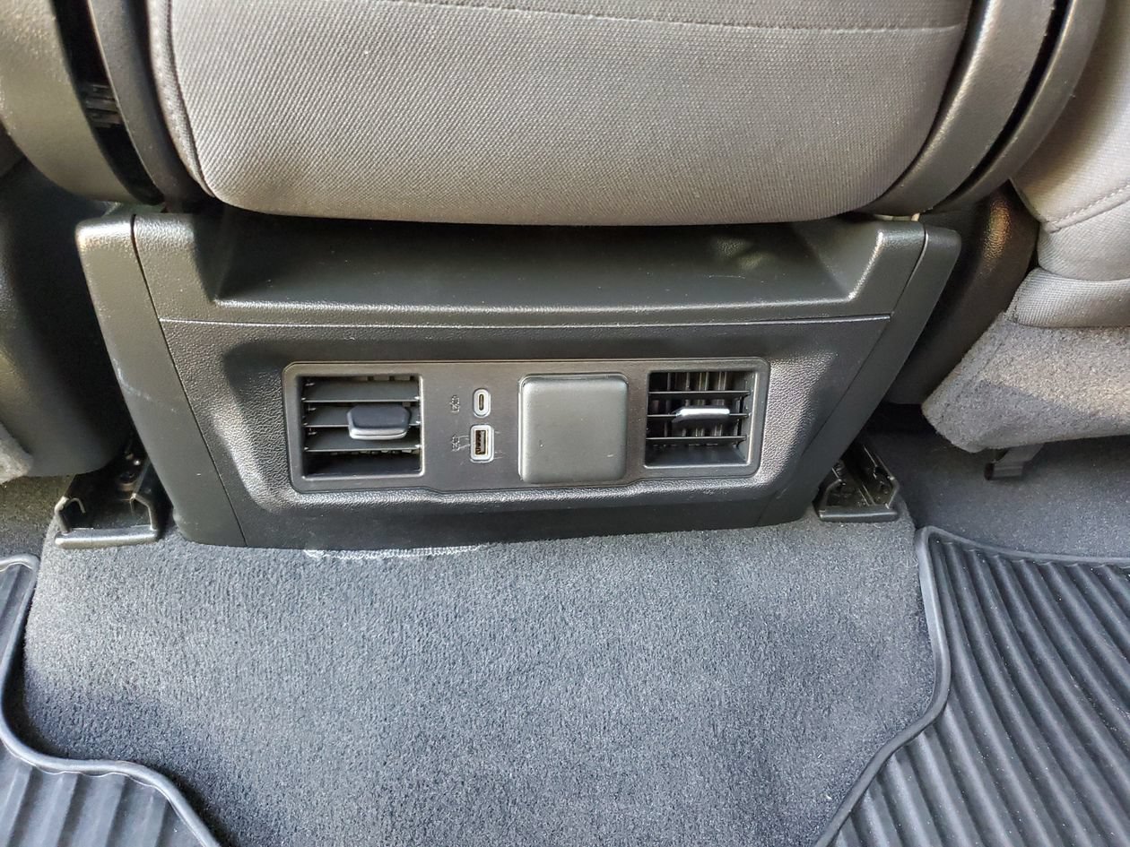 Used 2025 Chevrolet Silverado 3500 LT w/ Safety Package AWD/4WD image 17