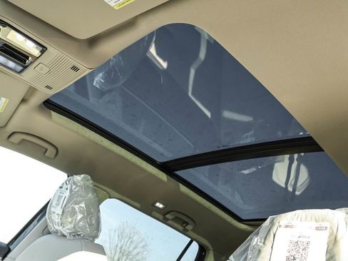 New 2026 Volkswagen Atlas SEL image 13