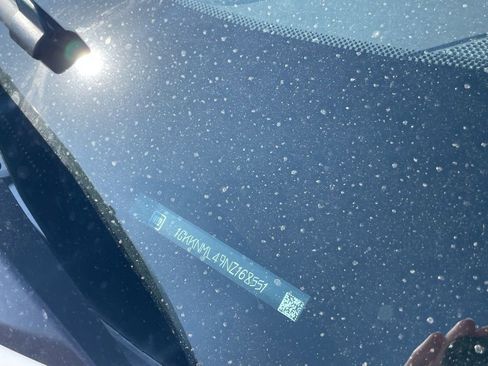 Used 2022 GMC Acadia SLT w/ Preferred Package image 10