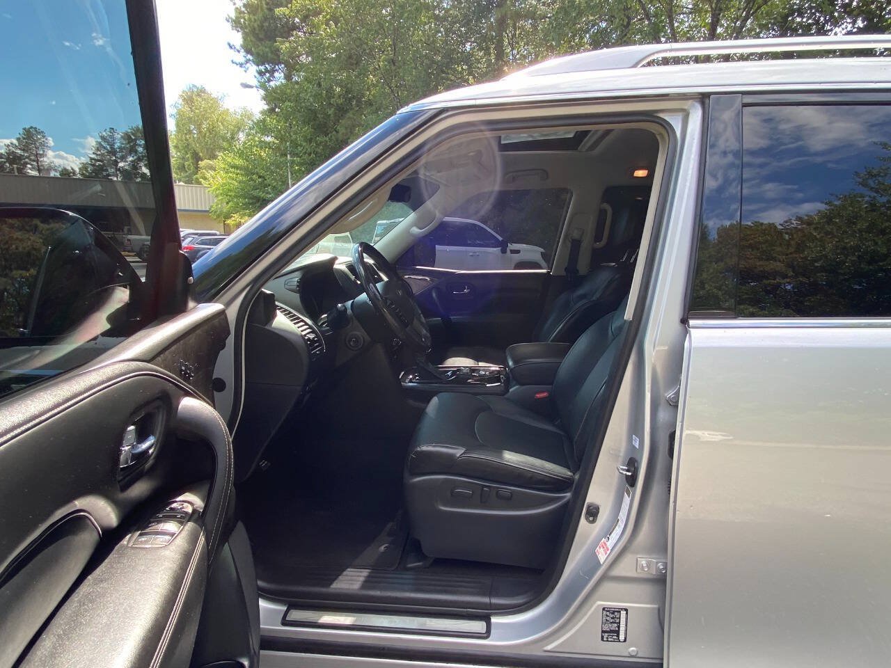 Used 2021 INFINITI QX80 Luxe RWD image 15