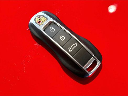Used 2026 Porsche 911 Carrera GTS RWD image 34