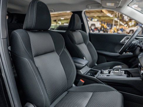 Used 2022 Mitsubishi Outlander ES image 33