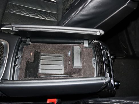 Used 2019 BMW 750i RWD image 52