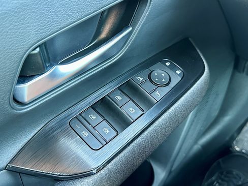 New 2026 Nissan Kicks SV w/ Cold Weather Package image 27