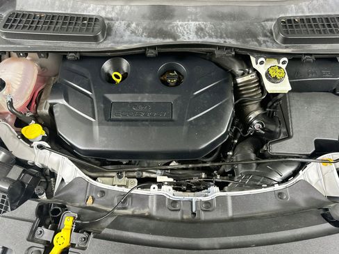 Used 2017 Ford Escape SE AWD/4WD image 31
