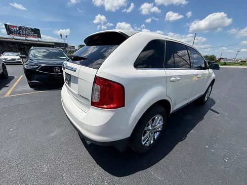 Used 2014 Ford Edge Limited w/ Driver Entry Package FWD image 3