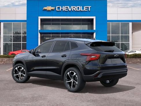 New 2026 Chevrolet Trax RS FWD image 3