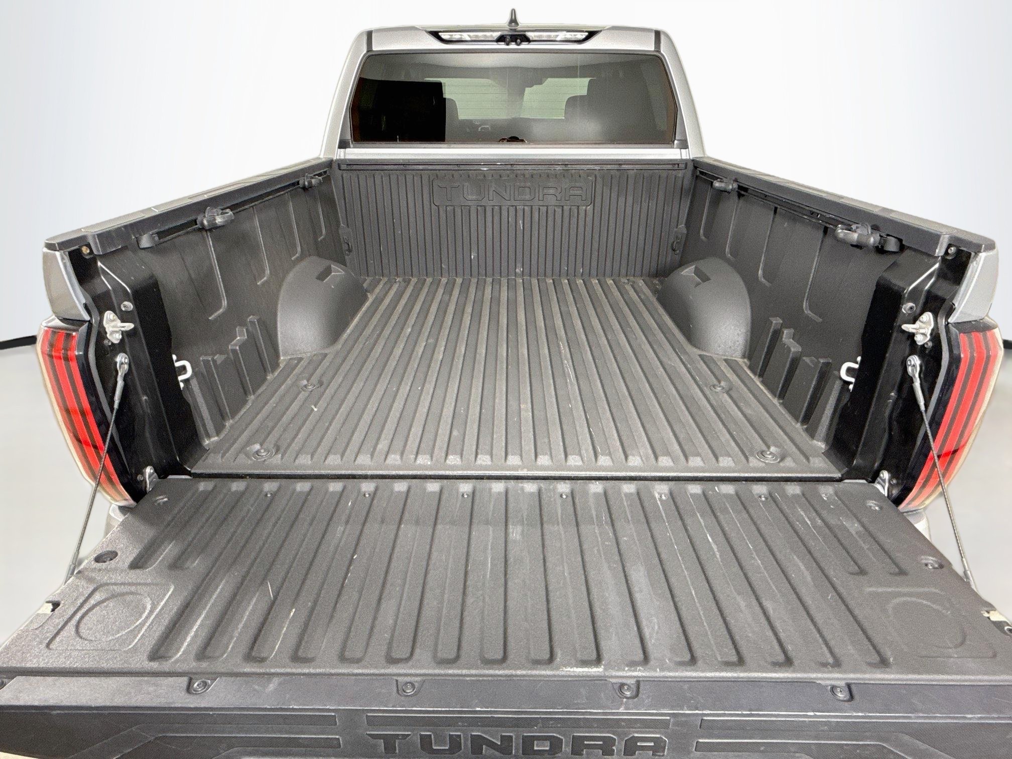 Used 2024 Toyota Tundra Limited w/ TRD Off-Road Package AWD/4WD image 28