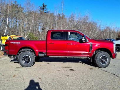 New 2026 Ford F250 Platinum w/ Tremor Off-Road Package