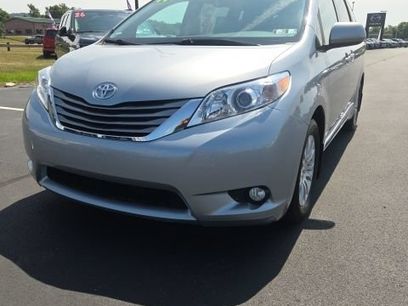 Used 2017 Toyota Sienna XLE w/ XLE Navigation Package