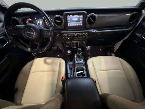 Used 2021 Jeep Wrangler Unlimited Sport image 16