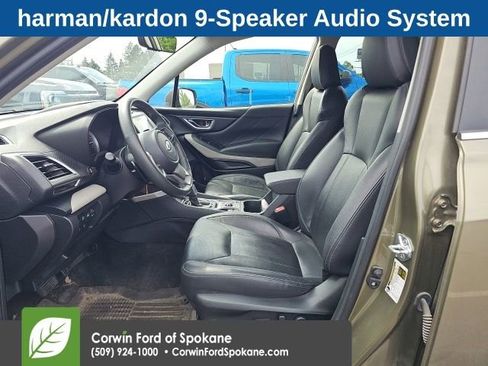 Used 2023 Subaru Forester Limited AWD/4WD image 2