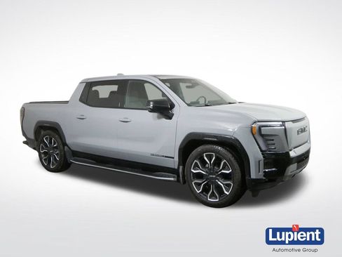 Used 2024 GMC Sierra EV Denali AWD/4WD image 1