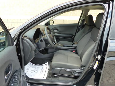 Used 2021 Honda HR-V LX image 21