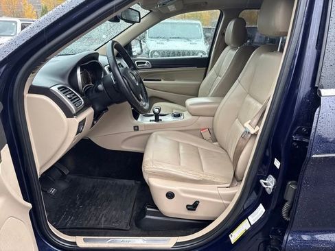 Used 2014 Jeep Grand Cherokee Limited w/ Trailer Tow Group IV image 14