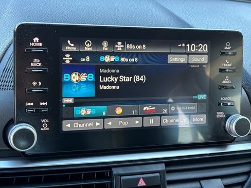 Used 2020 Honda Accord Touring image 23