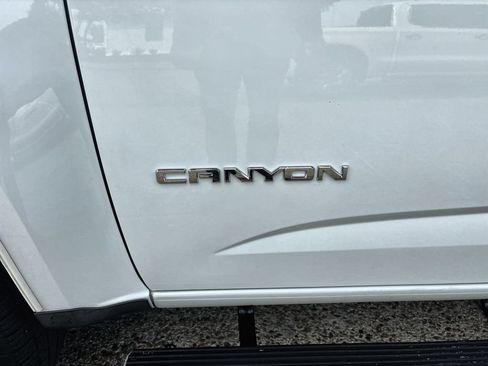 Certified 2018 GMC Canyon SLT w/ Driver Alert Package RWD image 32