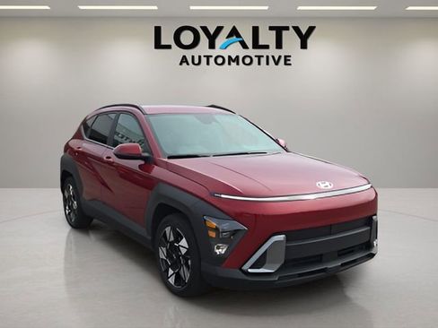 Used 2025 Hyundai Kona SEL image 8