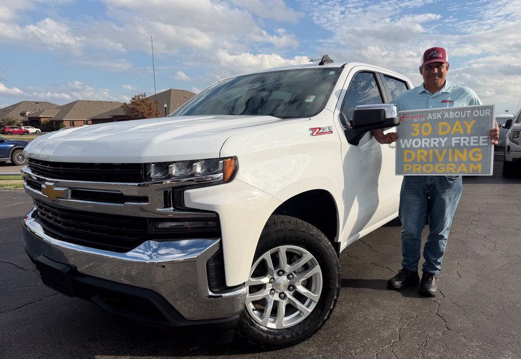 Used 2019 Chevrolet Silverado 1500 LT w/ All-Star Edition AWD/4WD image 1