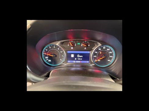 Used 2022 Chevrolet Equinox RS w/ Infotainment Package FWD image 15