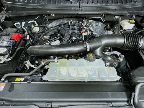 Used 2024 Ford Expedition Limited RWD image 24