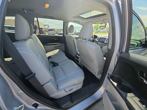 Certified 2017 Honda Pilot EX-L image 28