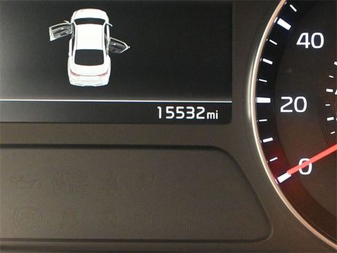 Used 2024 Kia Forte LXS image 31