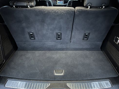 Used 2022 GMC Yukon Denali image 19