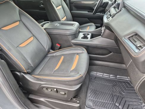 Used 2023 GMC Yukon XL AT4 AWD/4WD image 21