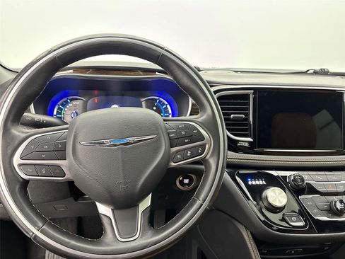 Used 2021 Chrysler Pacifica Pinnacle image 22